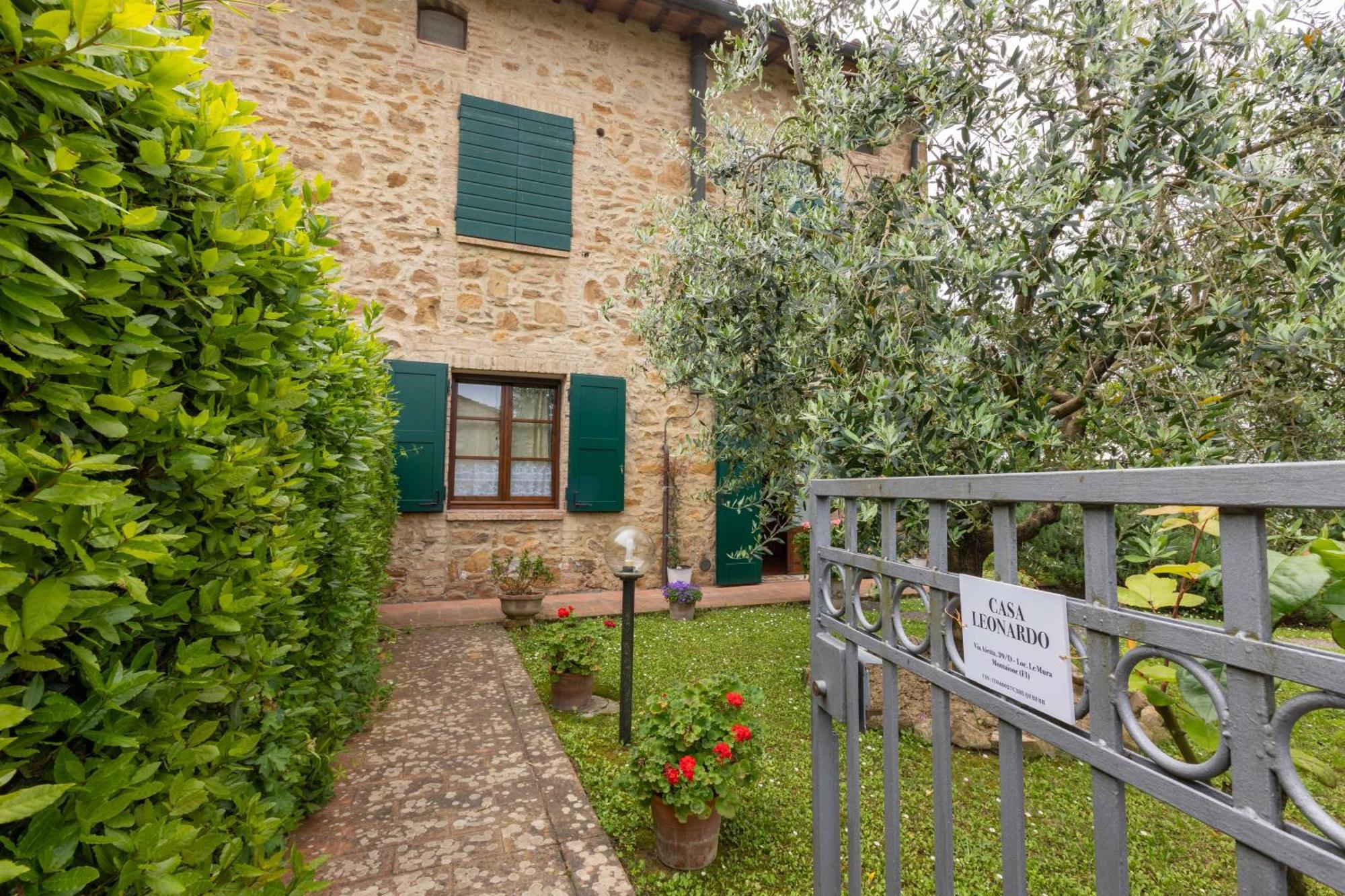 Casa Leonardo, Montaione, Mura Екстериор снимка